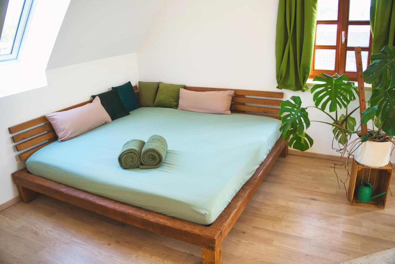 Luxus Apartment! Kueche, Balkon, Netflix, Parkplatz - 8 Personen Ilmmunster Bagian luar foto