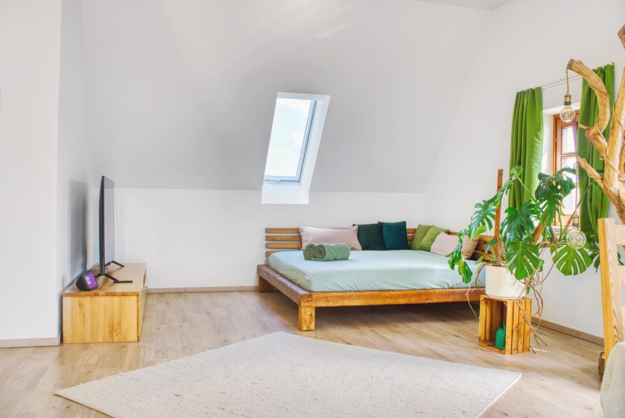 Luxus Apartment! Kueche, Balkon, Netflix, Parkplatz - 8 Personen Ilmmunster Bagian luar foto